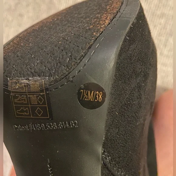 Jessica Simpson boots - Picture 3 of 3